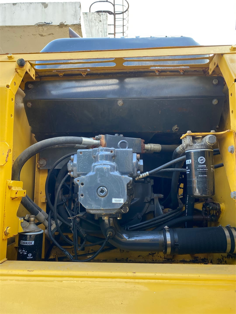 Used Komatsu PC300-7 Excavator with Original Hydraulic Pump in Good Condition Shanghai