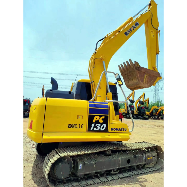 Original Hydraulic Valve 0.53 m3 Bucket Capacity Kumatsu Crawler Excavator in Shanghai