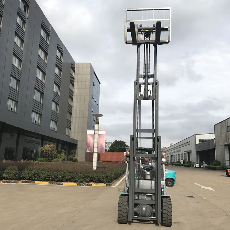 4 ton diesel forklift truck with imported engine and 3m two stage mast
