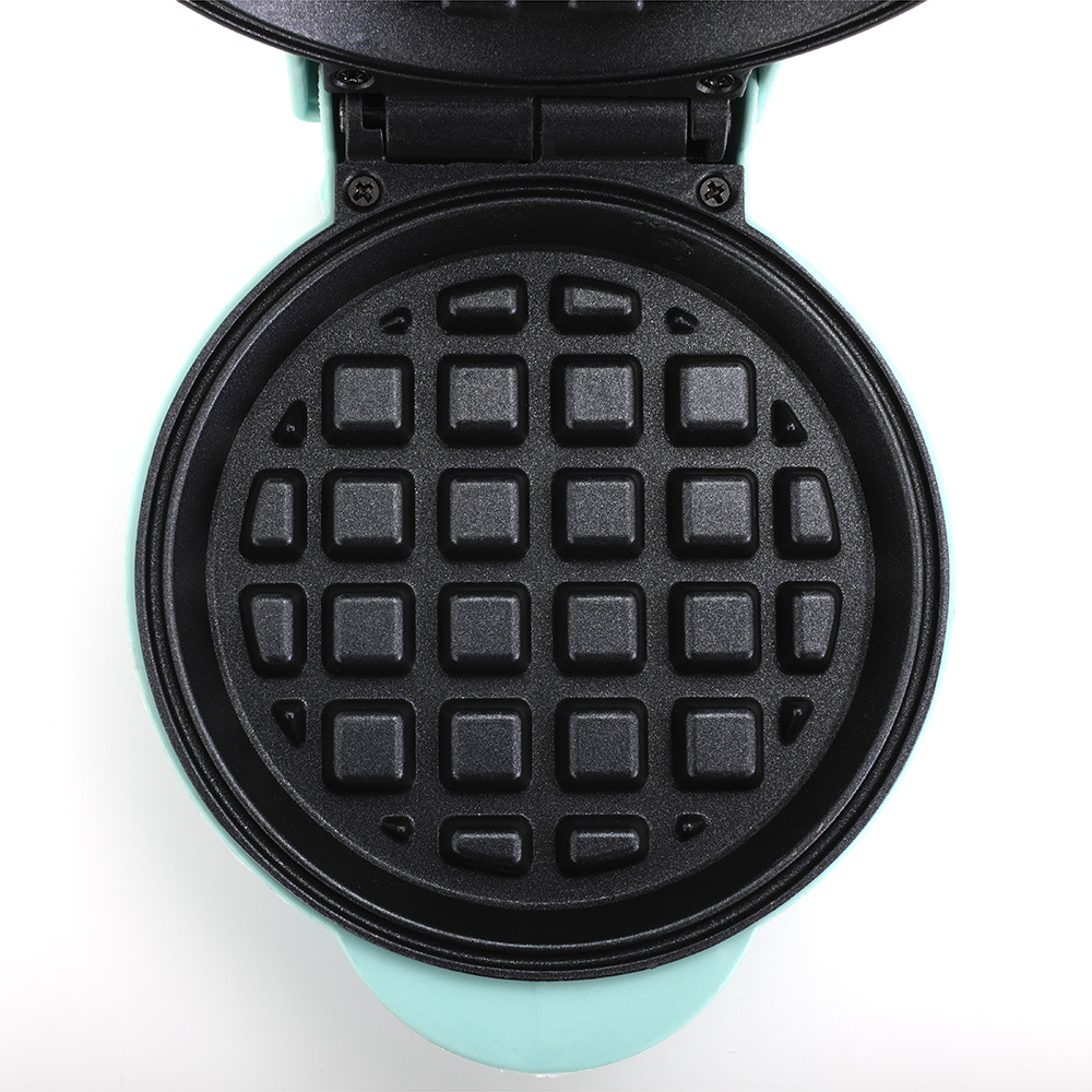 Hot sale colorful housing Egg Waffle Maker mini waffle maker for kitchen