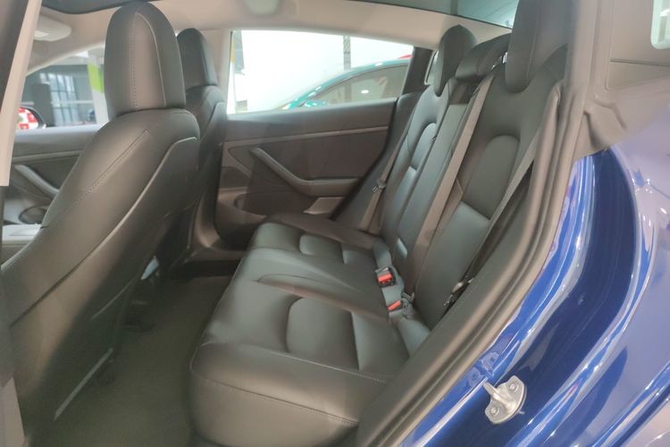 High Speed Adult Large Space Auto Electric Vehicle Car 5 Seats