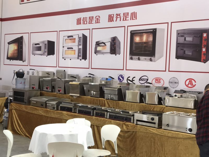 220-240 Volts Food Warmer Display Showcase with Dimensions 660x475x620