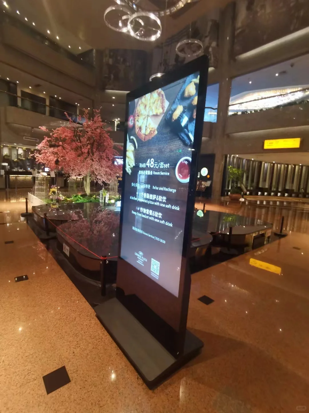 Floor Standing Vertical Mobile Capacitive Infrared Touch Screen Advertise Monitor Panel Lcd Hotel Digital Signage