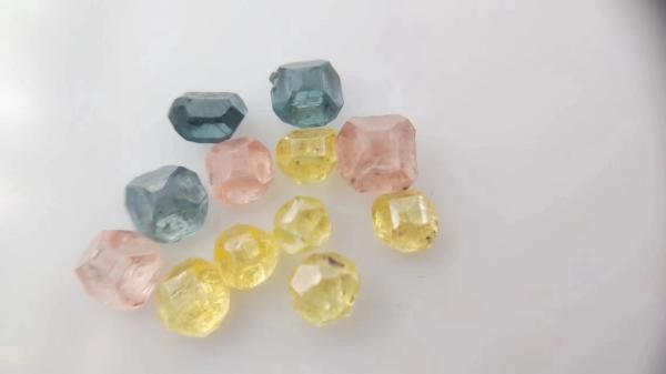 Buy cheap HPHT Pink Blue Yellow Rough CVD Lab Grown Diamond Color Diamond Substrate from wholesalers