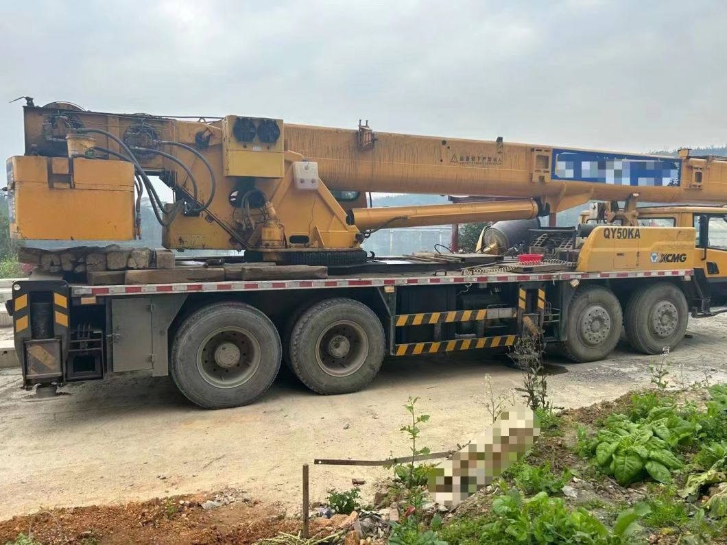 High Quality Energy-Saving 2013 50 Ton Truck Mounted Mobile Crane Truck Crane
