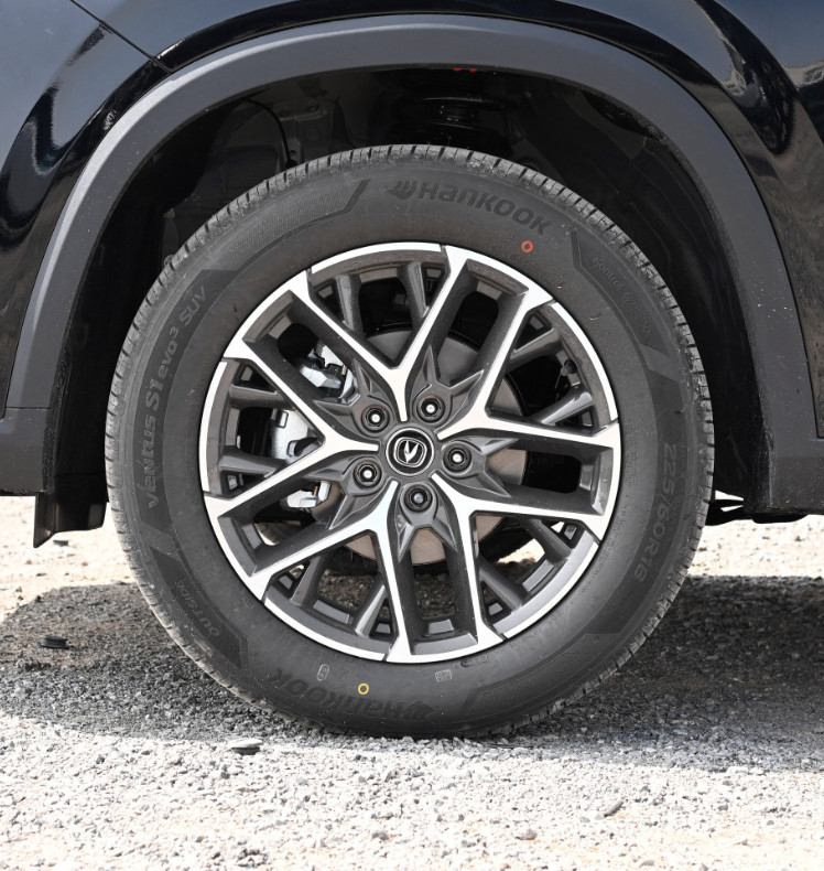 Changan Gasoline CS75 PLUS 2022 1.5T Automatic Luxury Version 5 Seats SUV