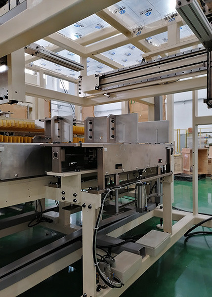 Panty Liner / Baby Diaper Counting Stacking Machine Low Noise High Speed