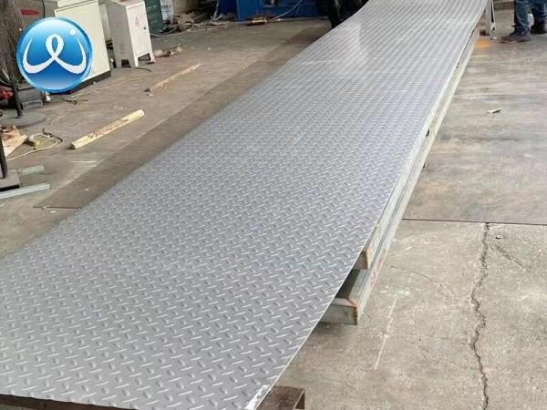 Buy cheap 8K SS Checkered Plate 300 Series 316 Stainless Steel Diamond Plate from wholesalers