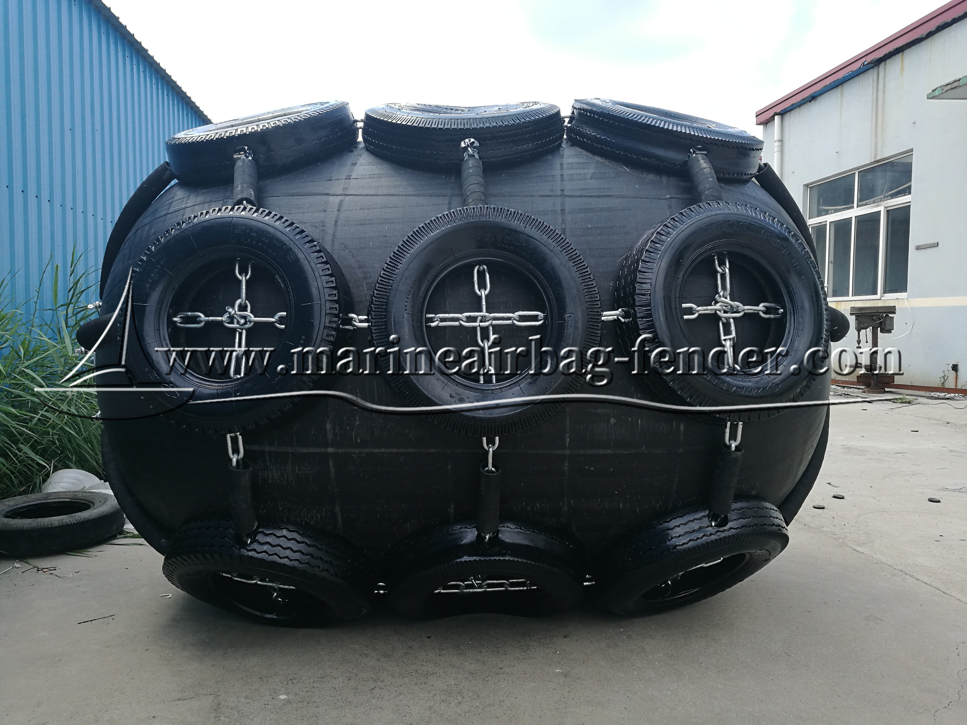 Ship To Ship Fender Rubber Dock Fender Yokohama Inflatable Type With 24 Months Period