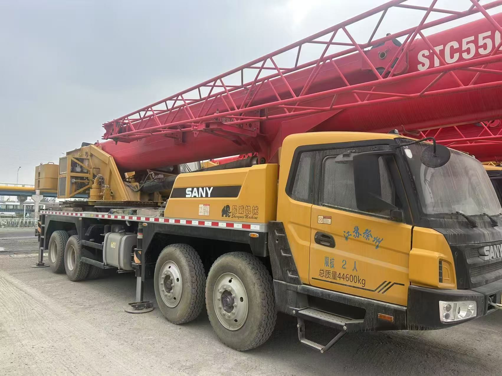 2022 year Sany 55t STC55C-1 with 58.5m main boom, 15.2t counter weight.