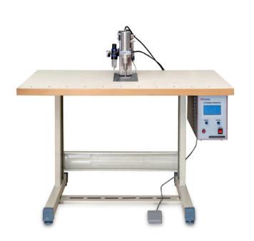 Quality Pedal Driven Ultrasonic Spot Welding Machine , Semi Automatic Spot Welding Equipment for sale