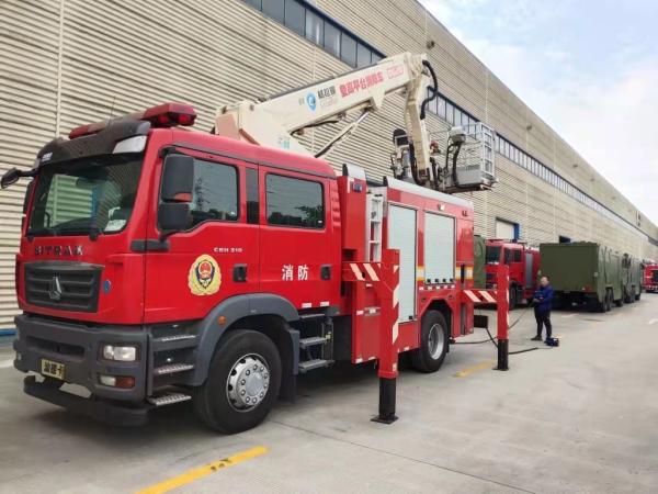 Buy cheap DG20 Aerial Fire Platform Truck Swatow Big Fire Trucks 19200kg 2+4 Persons from wholesalers
