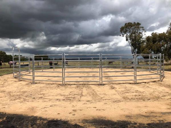 Quality 18 Portable Horse Stall Panels HEAVY Duty Outdoor Animal Enclosure with Gate for sale