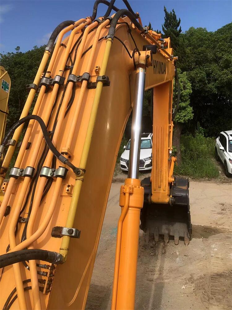 ORIGINAL Hydraulic Cylinder 2017 Korean Construction Retail R305 Excavator Hyundai 305LC-9