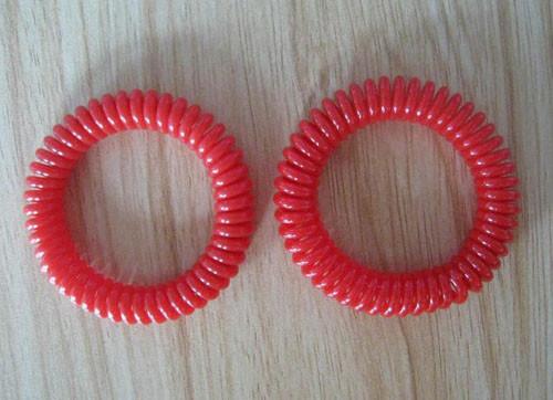 Quality Plastic elastic coil spring keychain red color hot sale wrist coil keychain without ring for sale
