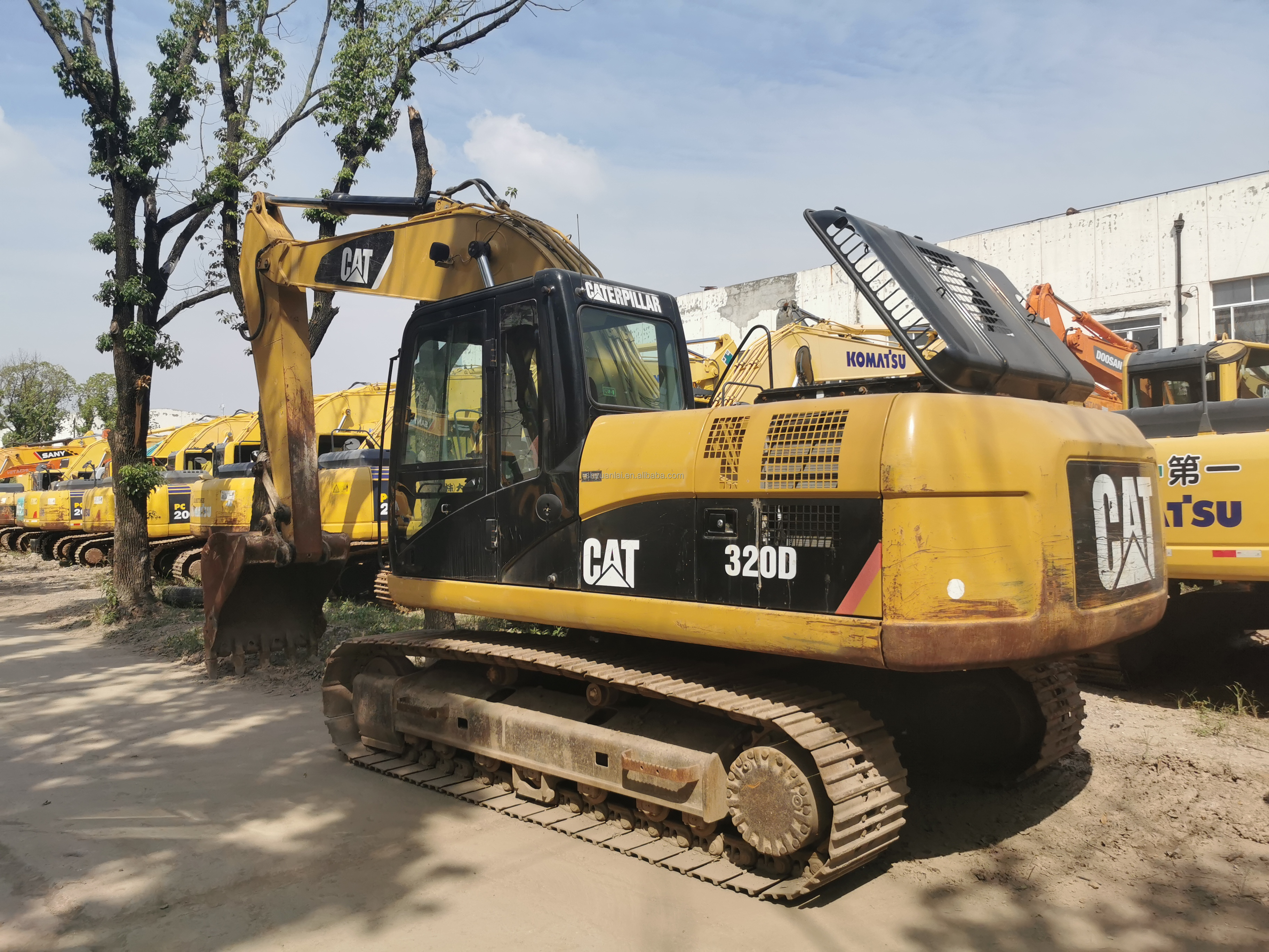 Original CAT 320C Excavator High Work Efficiency with Hydraulic Pump and Original Paint