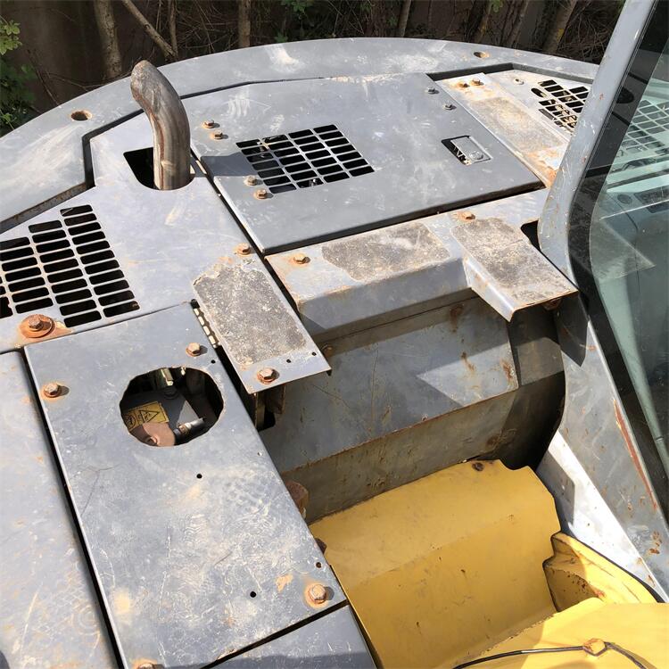 Cummins 68.4KW Used Komatsu PC128 PC138 Crawler Excavator Machine for Construction Needs