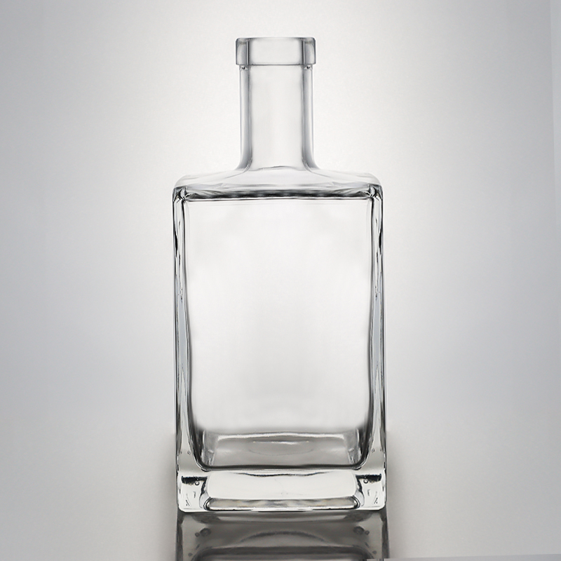 Food Grade Glass 700ml 750ml Rum Vodka Whisky Tequila Gin Bottle with Custom Cap