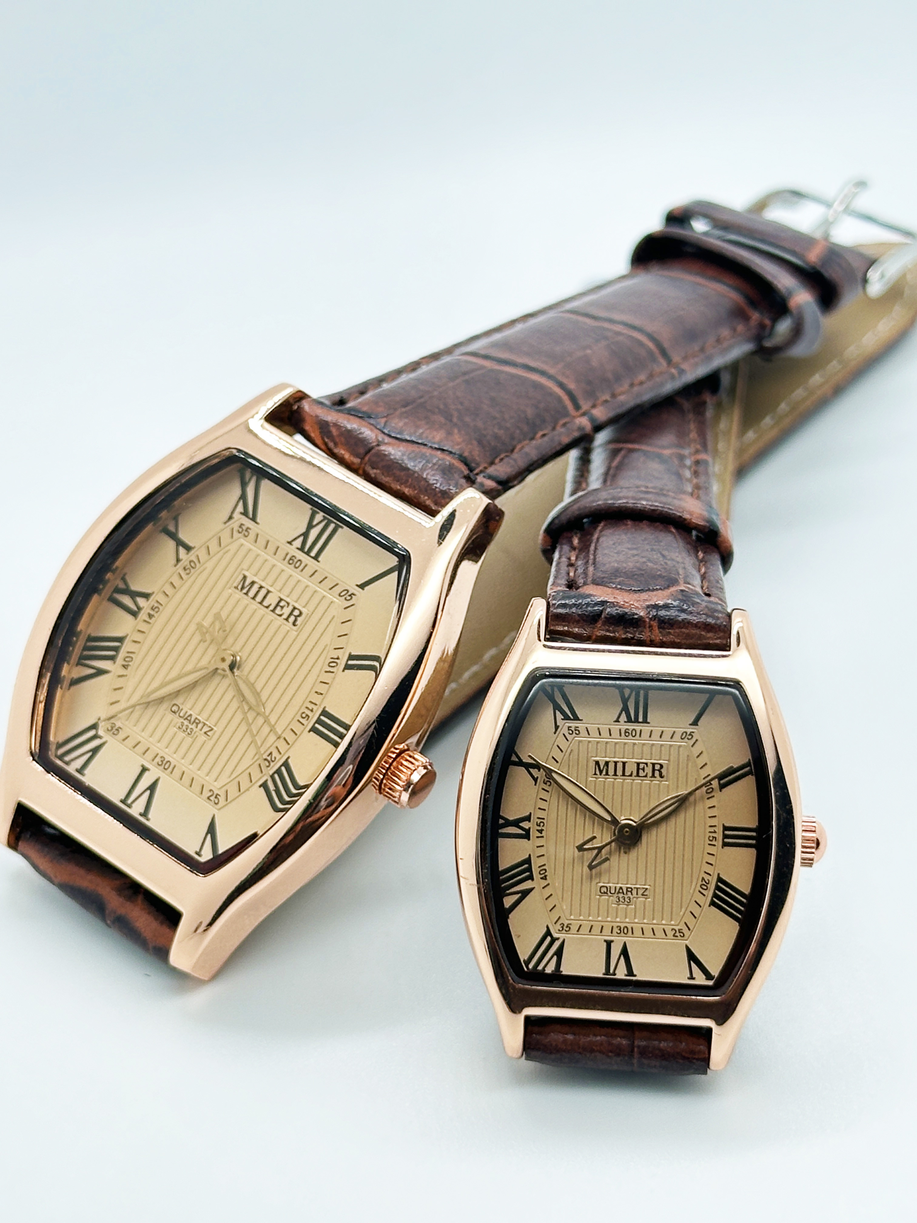 Unisex Stylish Couple Watch Waterproof Luminous Quartz Watch