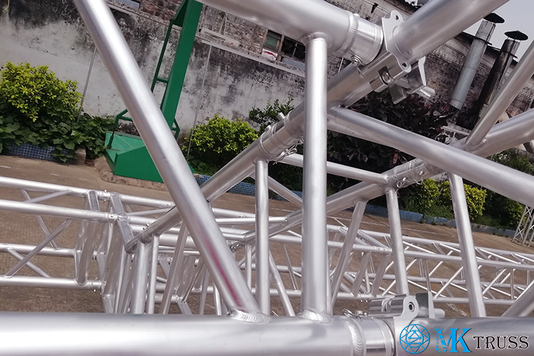50*2mm Main Tube Portable Fast Deploying Stages Fixed Truss Structures with 20*2mm Brace Tube