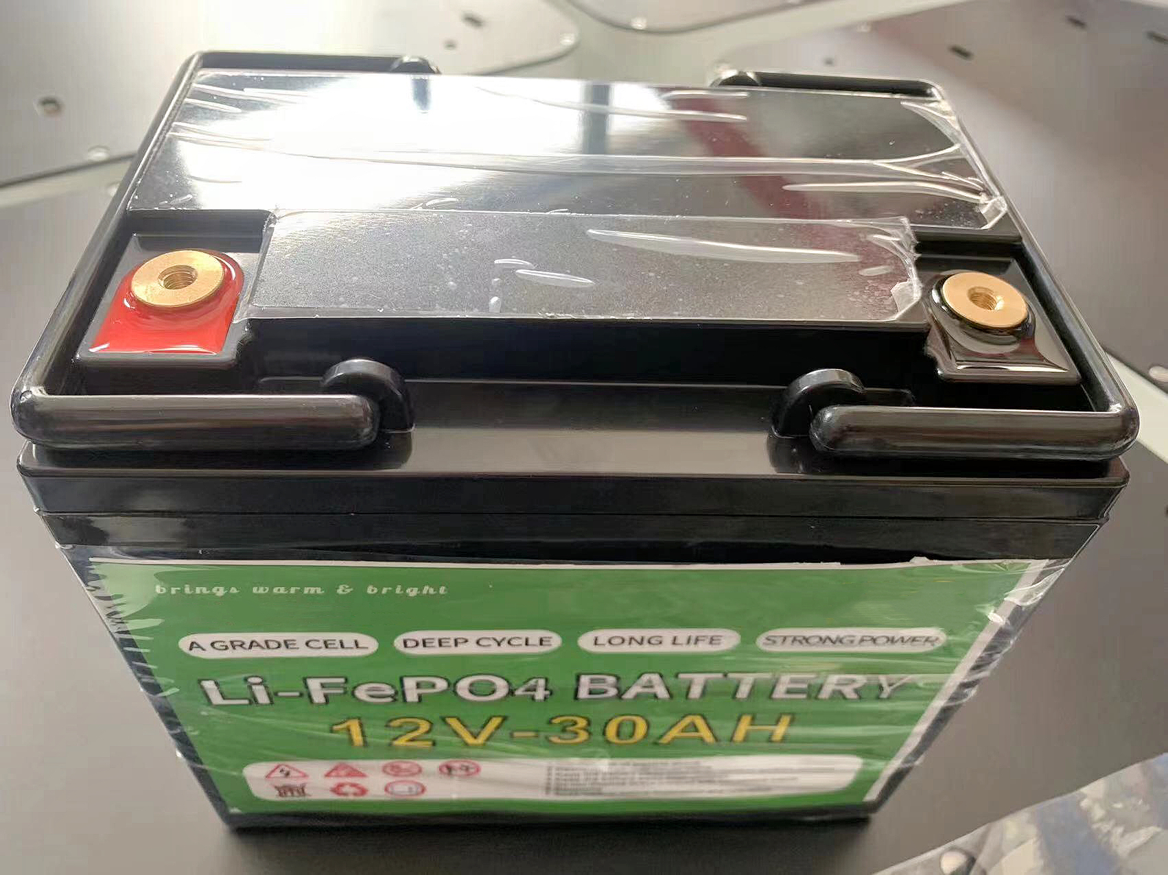 Lithium Ion Batteries 12V 30Ah 50Ah 100Ah Solar Lithium Ion Batteries 48V 200Ah All In One Inverter And Lithium Battery