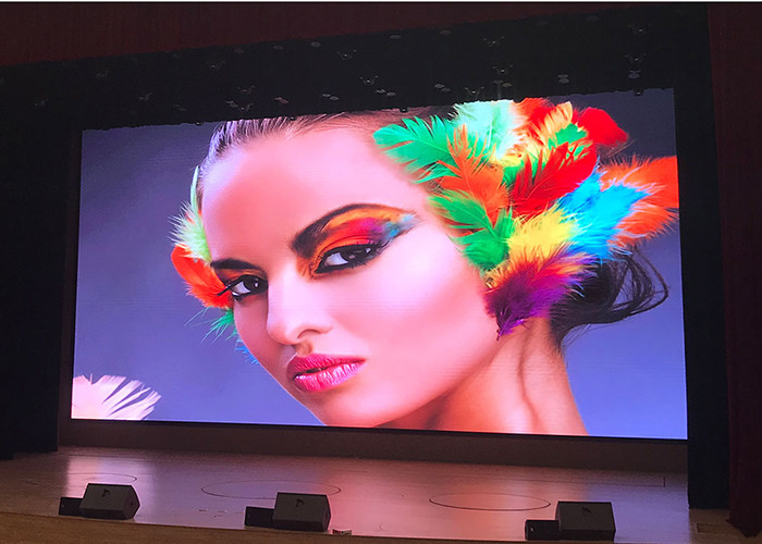 Ultra Wide Viewing Angle Rental LED Displays Stage Backdrop Screen