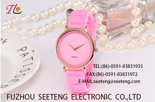 Buy cheap Silicone Watches color customized band Ladies watches silicone strap with alloy case color strap Delicate fashion watch from wholesalers