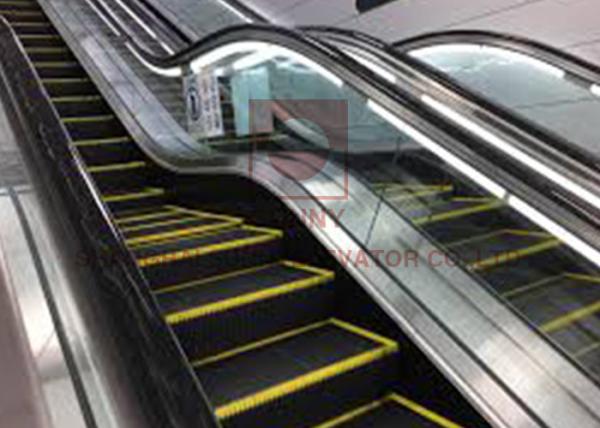 Buy cheap 600mm Handrail VVVF Drive 0.5m/S 30° Shopping Mall Escalator with VVVF drive from wholesalers