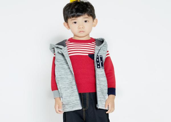Buy cheap 100% Cotton Boys Baseball Jacket , Zippered Boys Sleeveless Hoodie With Two Pocket from wholesalers