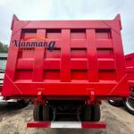 HOWO NX 8X4 12 Wheelers Dump Truck With ABS And Manual Air Conditioner Chinese