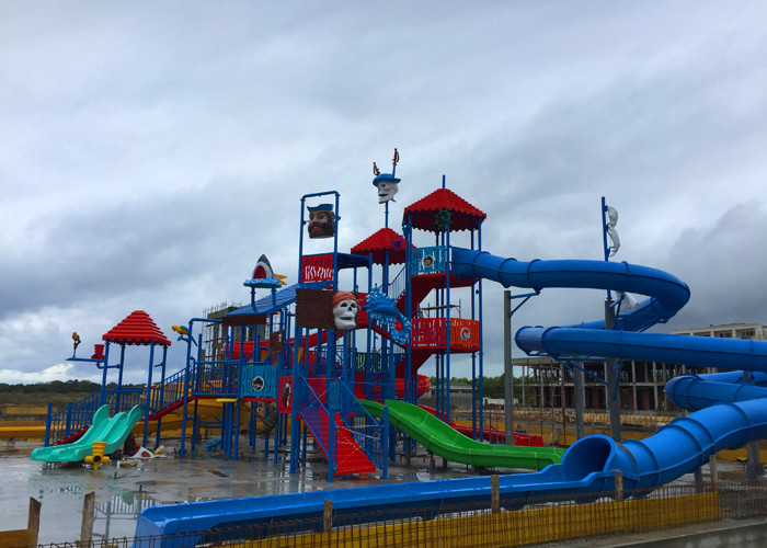 Kids Water Park Equipment / Water Park Games For Swimming Pool Water Park