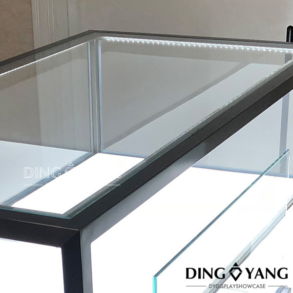 1200X550X950MM Enclosed Jewellery Shop Display Counters