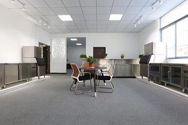 ICB-500 Ice Machine Manufacture Split Commercial 500-1000kg Block Ice Maker Automatic Ice Machine in China