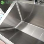AMBER Durable Stainless Steel Foot Pedal Hand Wash Sink for Hospital