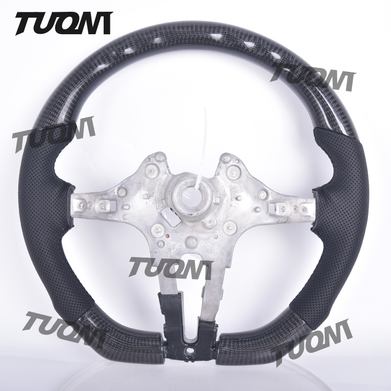 carbonfiber-steeringwheel