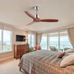 52Inch 75 Watt 3 Blade Wood Ceiling Fan With Light Energy Saving Zhongshan