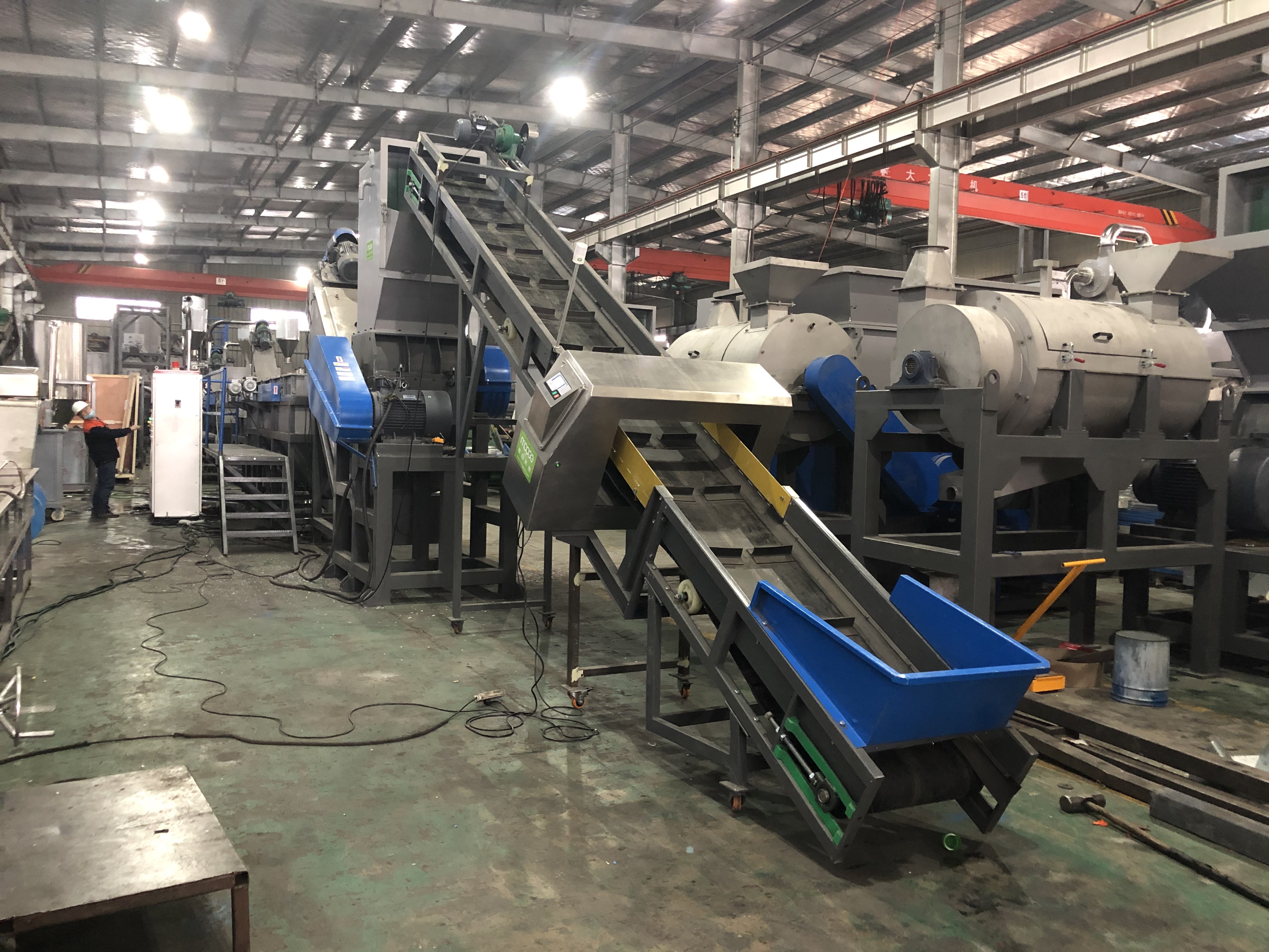 300-1000kg/H Plastic Dewatering Machine PP Plastic Bottle Crusher For Recycling