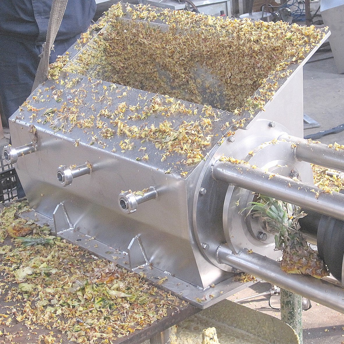 Fruit Grinder Fruit Processing Equipment , Electric Apple Fruit Crusher Machine
