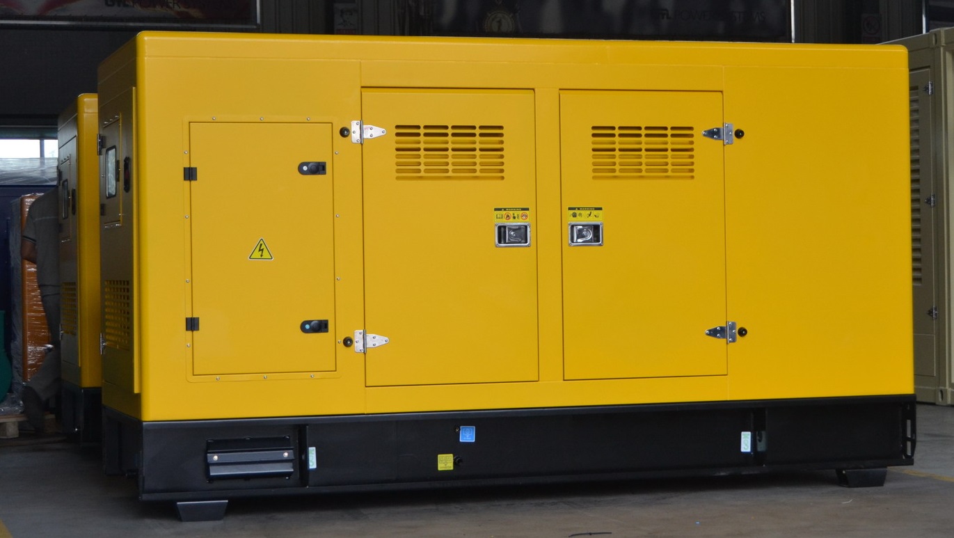 50KVA 40KW Cummins 4BTA3.9-G2 Soundproof Diesel Generator