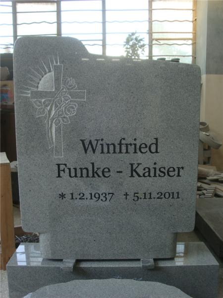 Buy cheap European style White Marble Headstone from wholesalers
