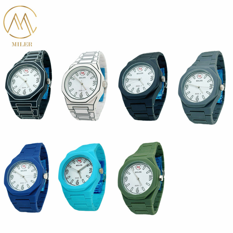 Durable Material and Designed Sports Quartz WristWatch