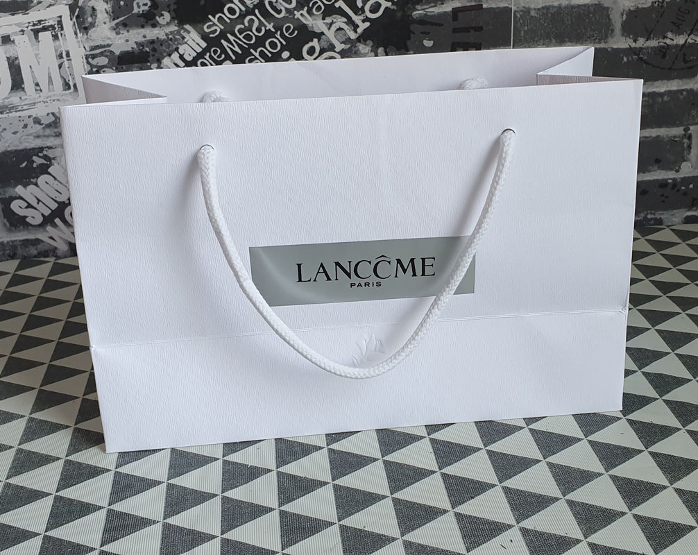 Recyclable Biodegradable Custom Handle Gift Paper Bag Packaging for Small Business