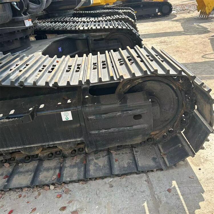 Transport Height 2.55m SANY SY305H Excavator 30 Ton Original Crawler Machinery