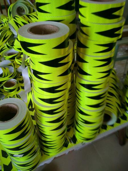 Buy cheap High Visibility Reflective Vehicle Marking Tape Self Adhesive , Reflective Arrow Stickers from wholesalers