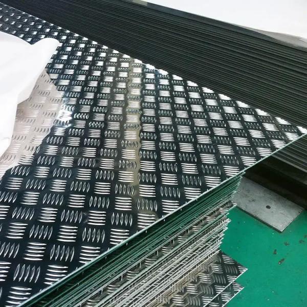 Buy cheap Width 1500mm Decorative Aluminum Sheet Panels Recyclability Checker Plate 1060 from wholesalers