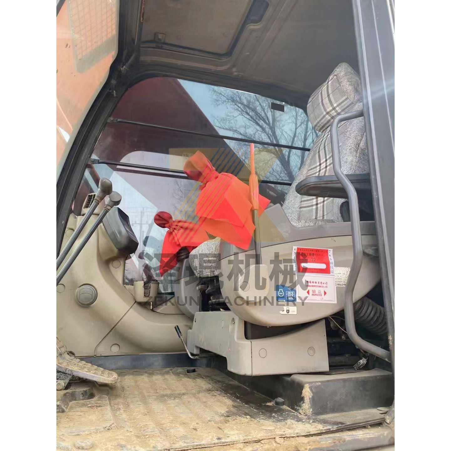Used Hitachi ZX350 Excavator with 35 Ton Operating Weight and 6001-8000 Working Hours