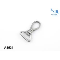 China Stylish Bag Metal Buckle Swivel Snap Hooks Polishing And Burnishing for sale