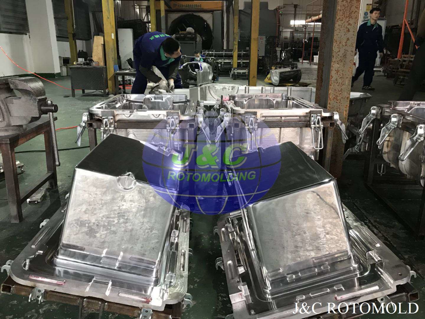 Rotomoulding Cooler Box Moulds Mirror Surface , Precision Rotational Molding