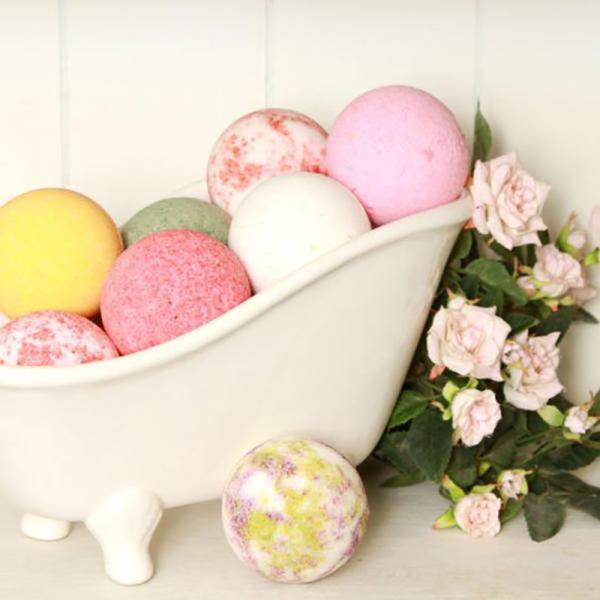 Buy cheap ODM Coconut Oil Bath Bomb Gift Sets Collagen Production from wholesalers