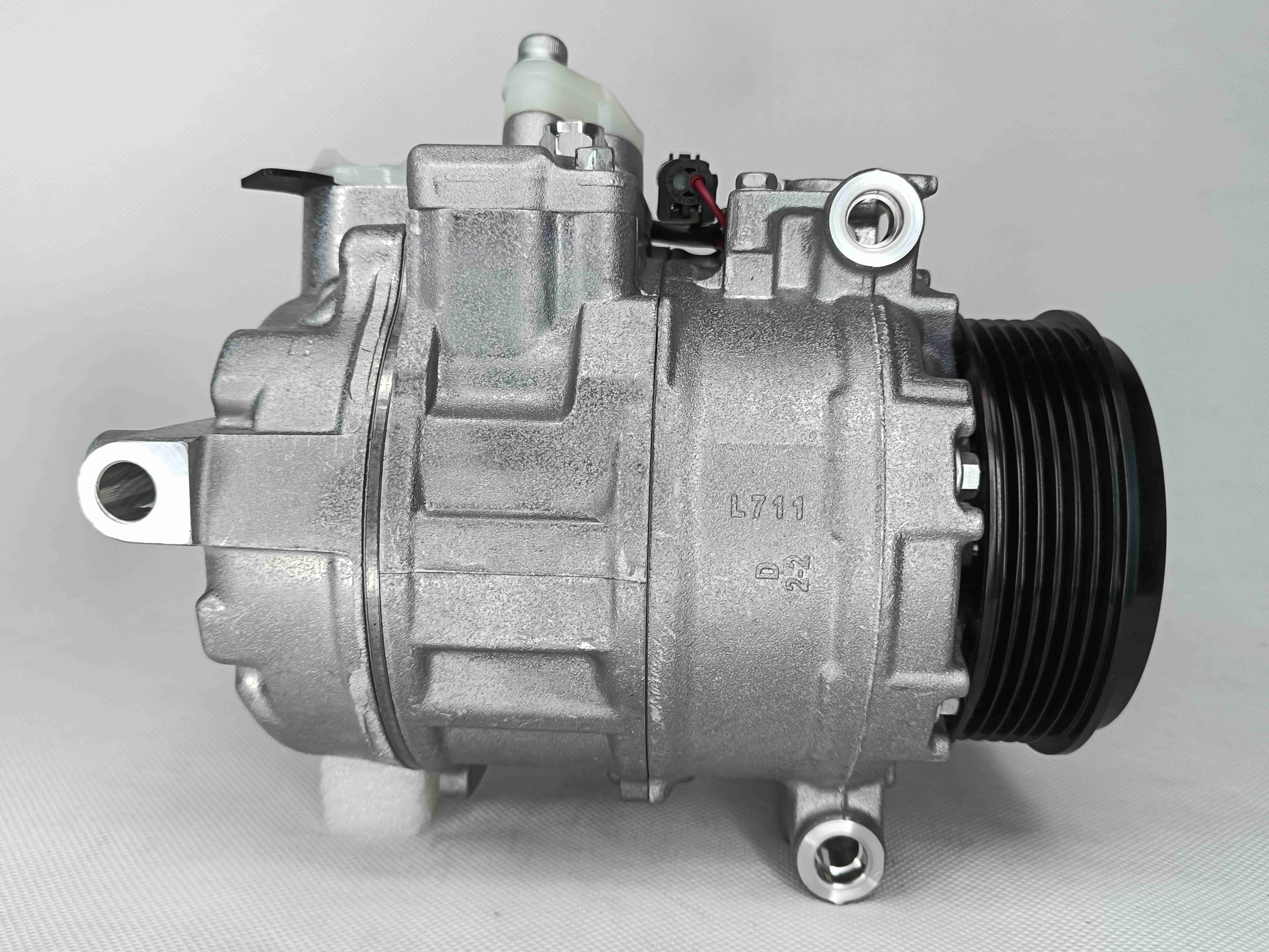 Auto Ac Conditioning Compressor For Benz W202 W220 0002309111